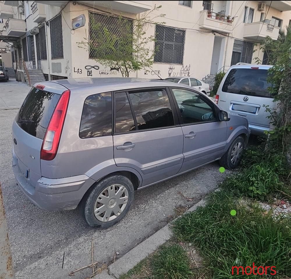 2010' Ford Fusion photo #2