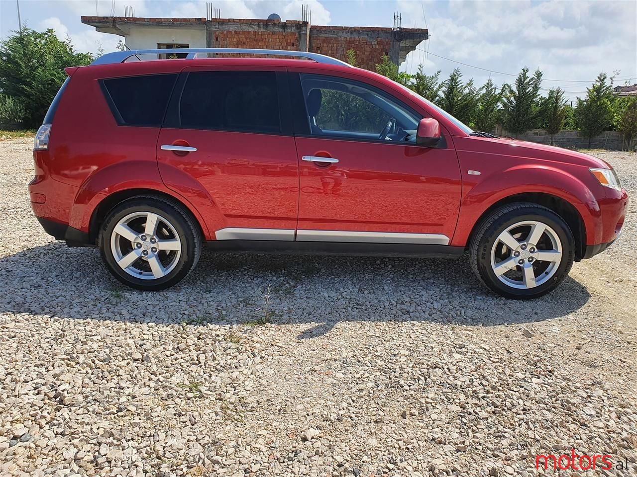 2007' Mitsubishi Outlander photo #2