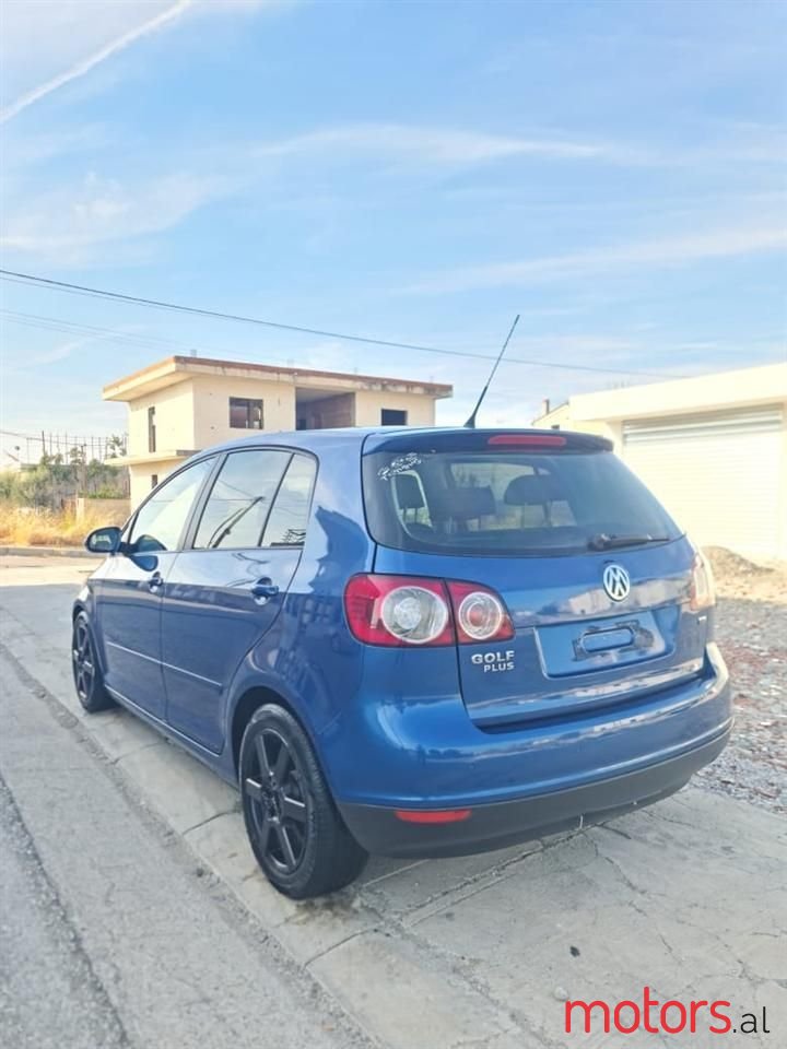 2007' Volkswagen Golf Plus photo #1
