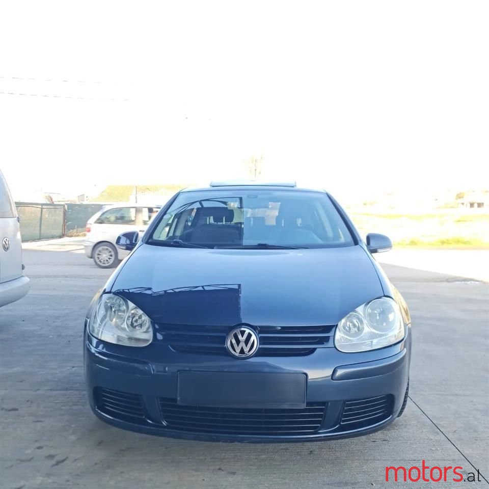 2008' Volkswagen Golf photo #2