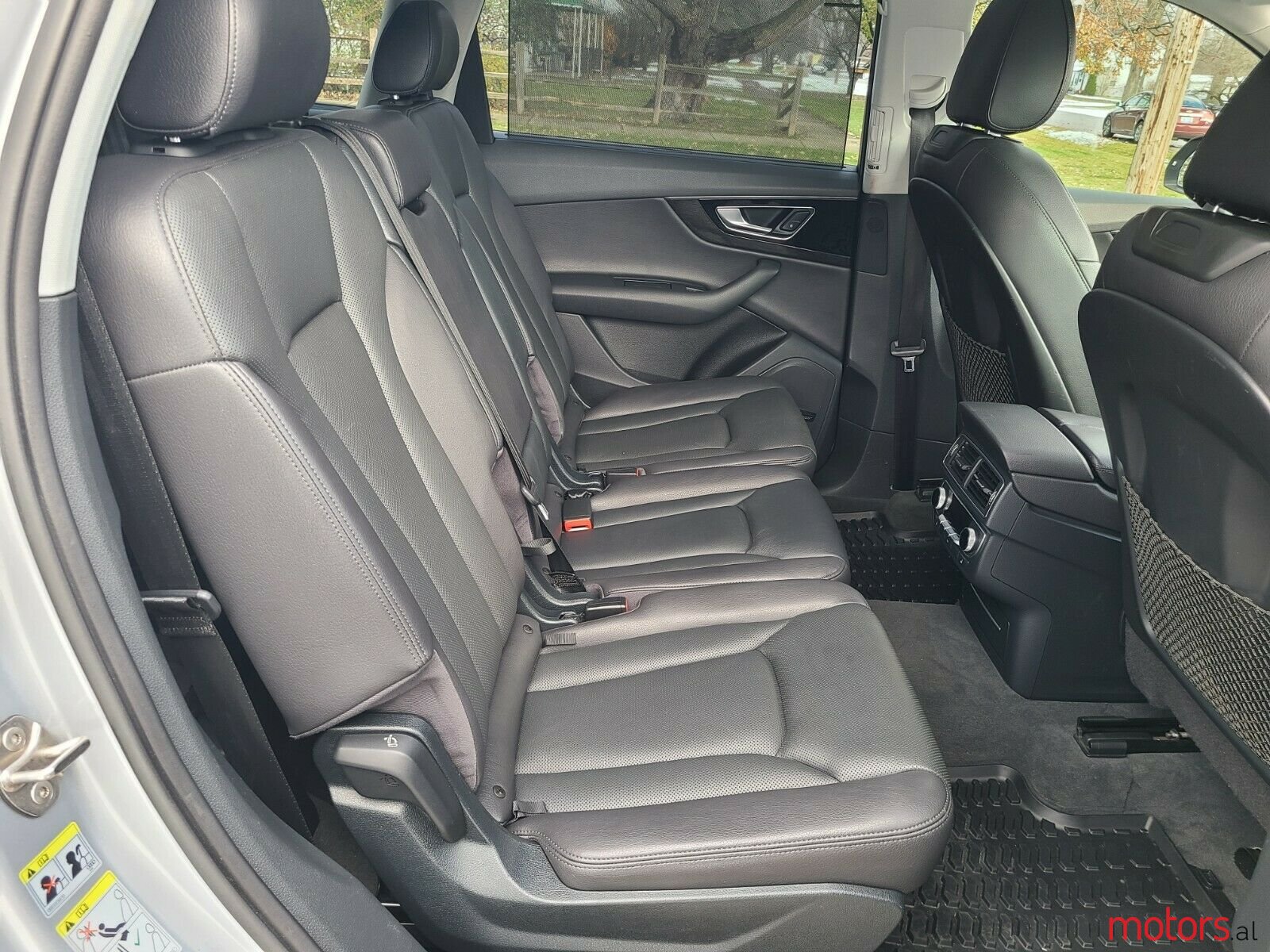 2019' Audi Q7 photo #3