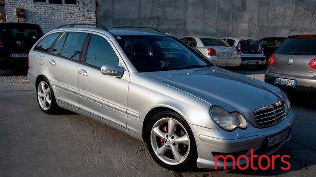 2002' Mercedes-Benz C-Class photo #1