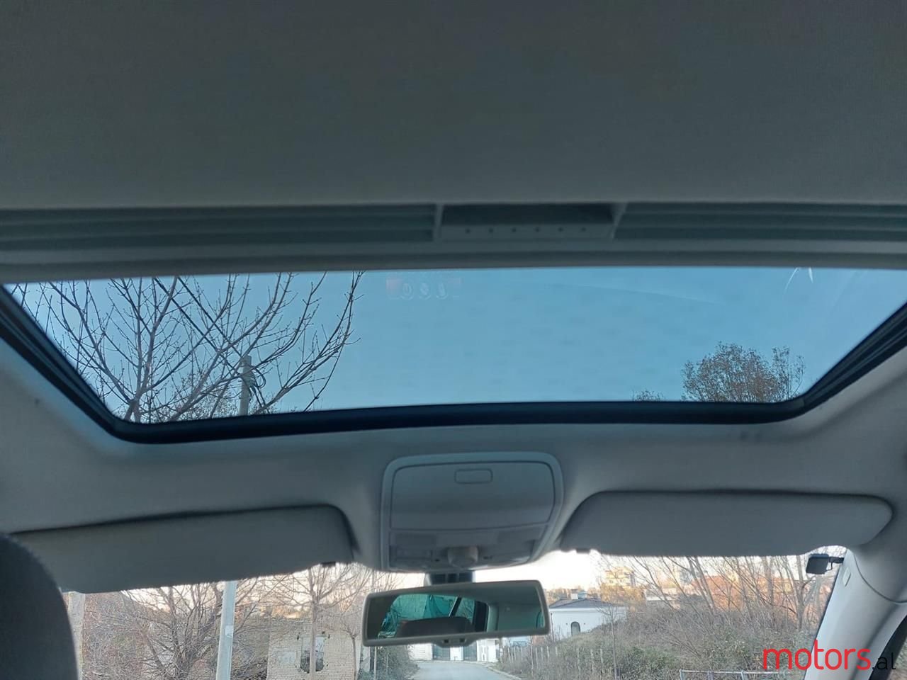 2008' Volkswagen Golf photo #4