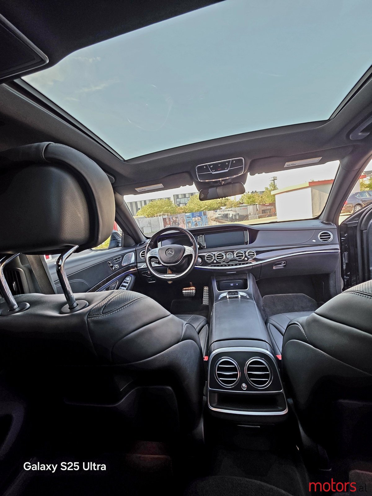 2017' Mercedes-Benz S 550 photo #3