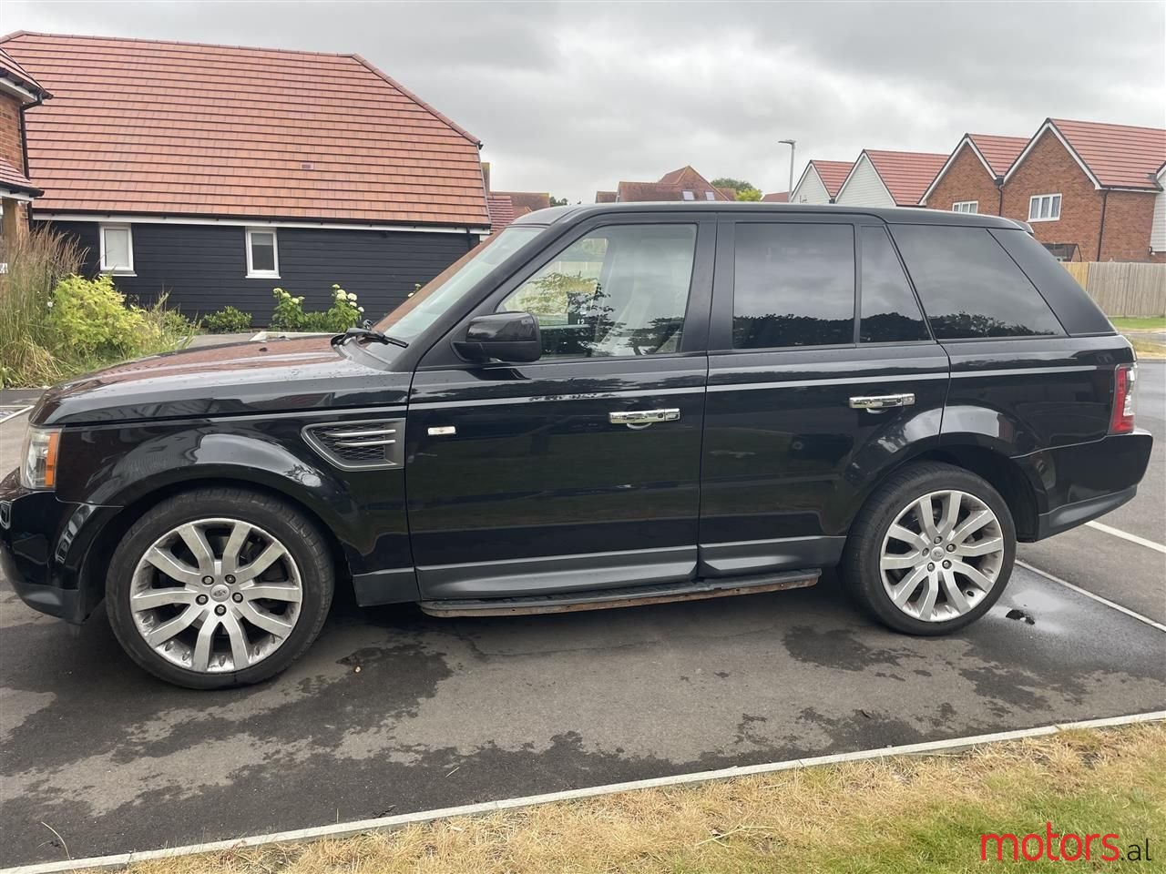 2010' Land Rover Range Rover Sport photo #3