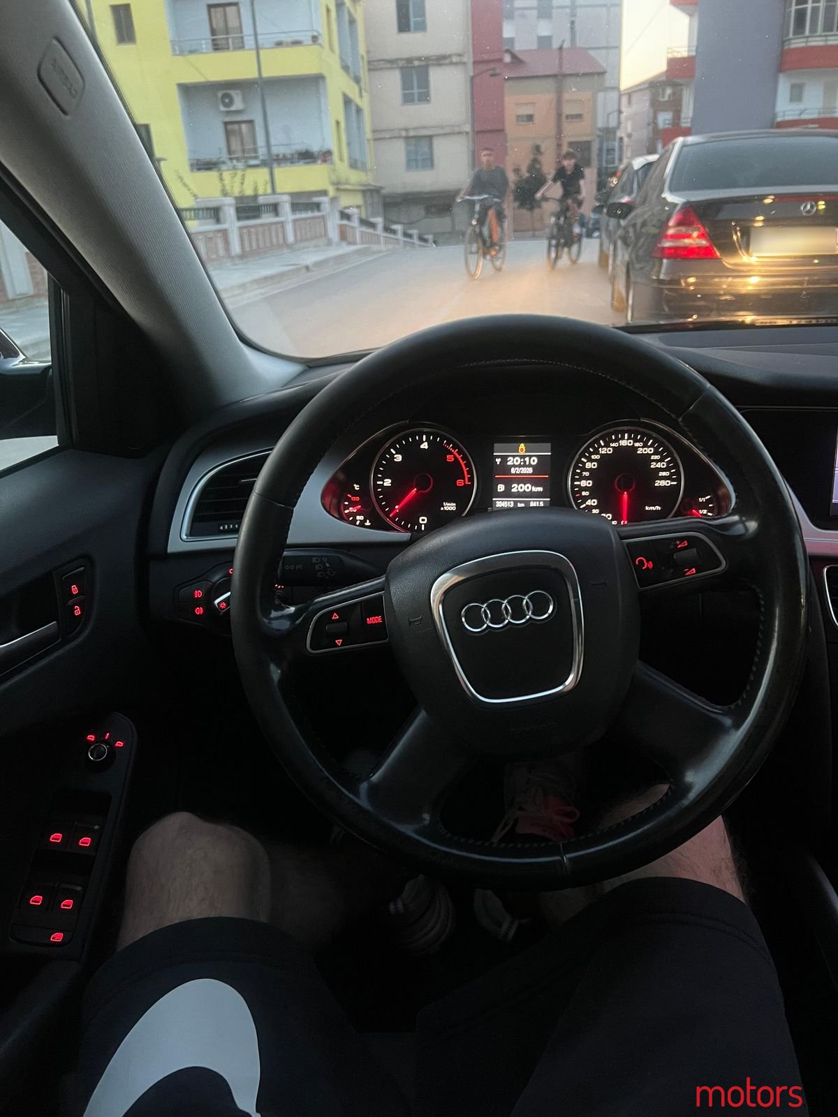 2011' Audi A4 photo #6