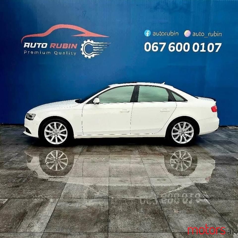 2012' Audi A4 photo #1