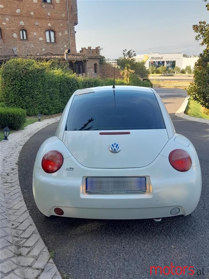 2001' Volkswagen Beetle photo #4