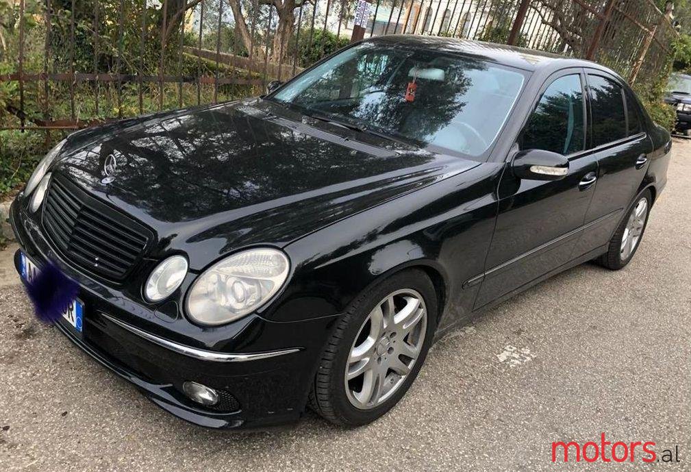 2004' Mercedes-Benz E 320 photo #1
