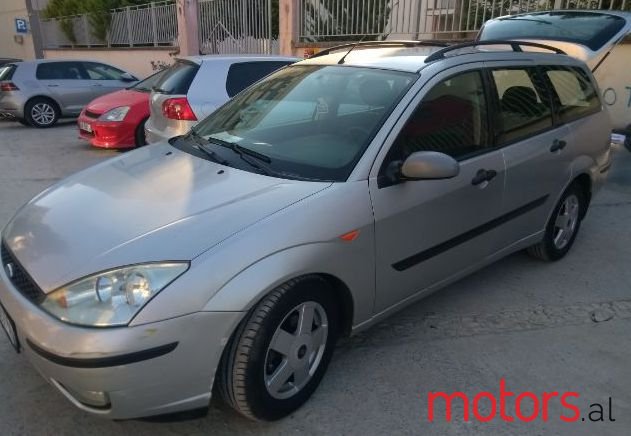 2004' Ford Focus photo #1