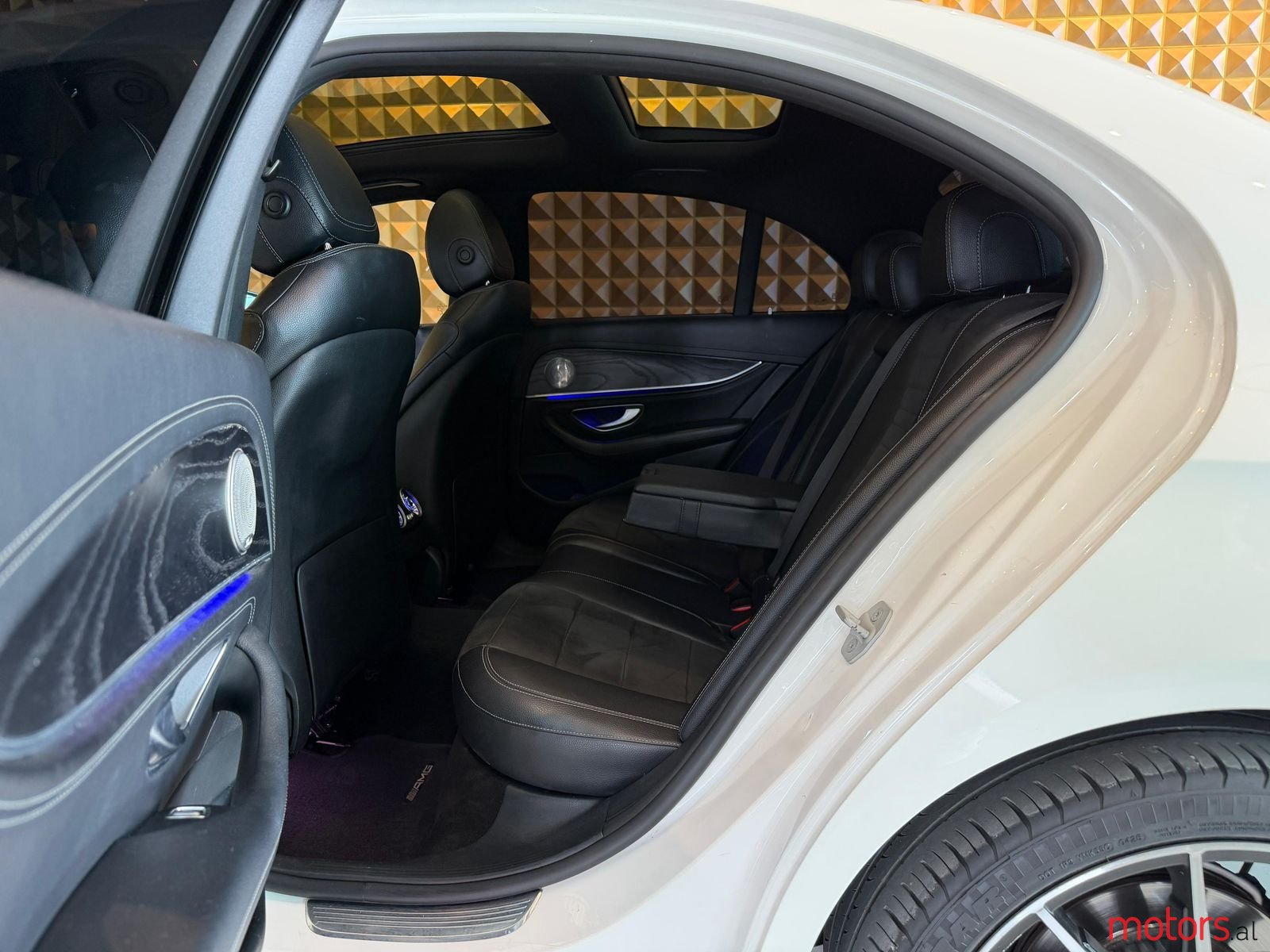2018' Mercedes-Benz E 220 photo #3