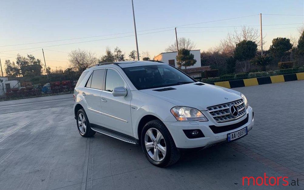 2010' Mercedes-Benz ML 350 photo #1