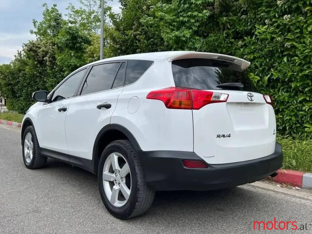 2014' Toyota RAV4 photo #3