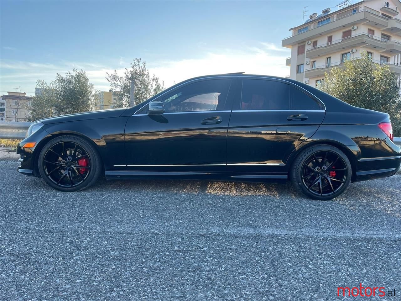 2012' Mercedes-Benz C 300 photo #2