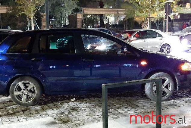 2006' Fiat Croma photo #1