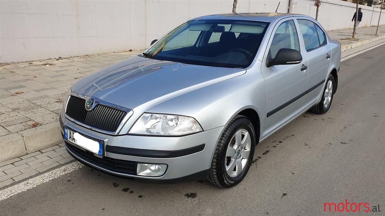 2011' Skoda Octavia photo #1