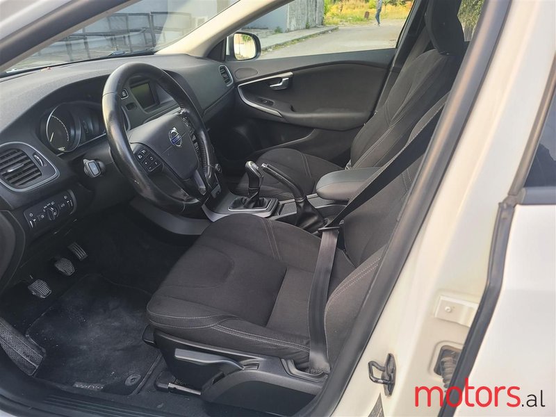 2012' Volvo V40 photo #4