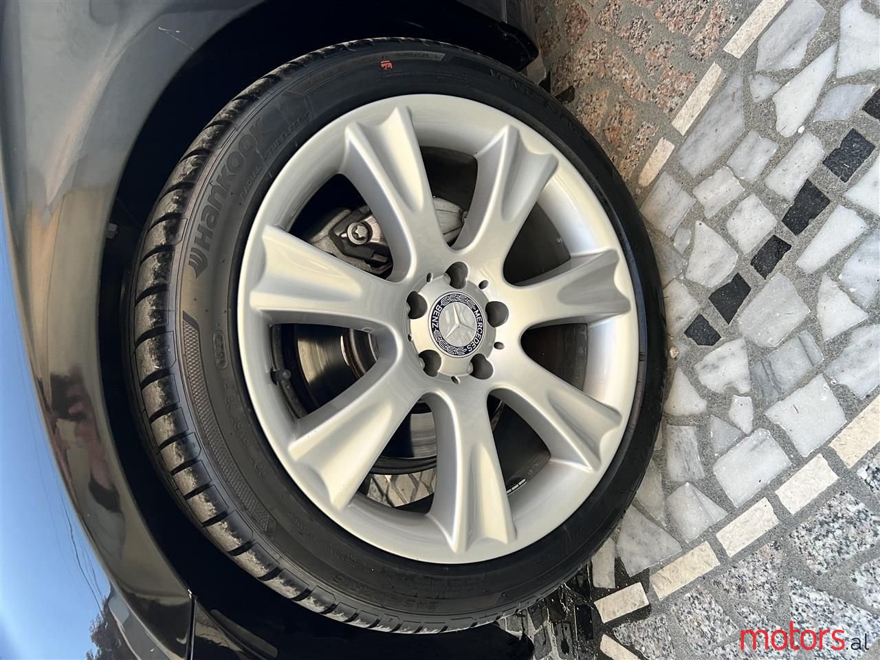 2007' Mercedes-Benz 320 photo #3