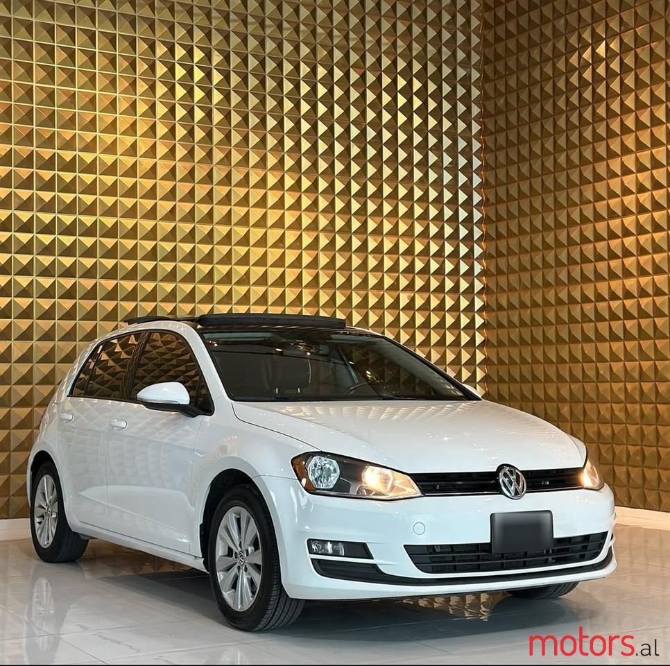 2016' Volkswagen Golf photo #5