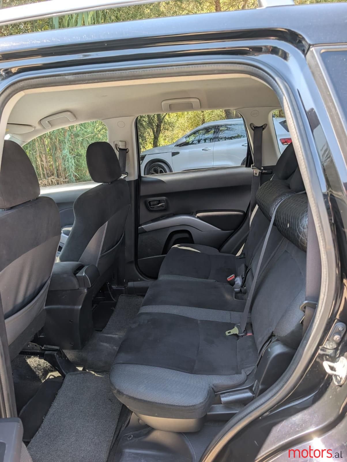 2007' Mitsubishi Outlander photo #4