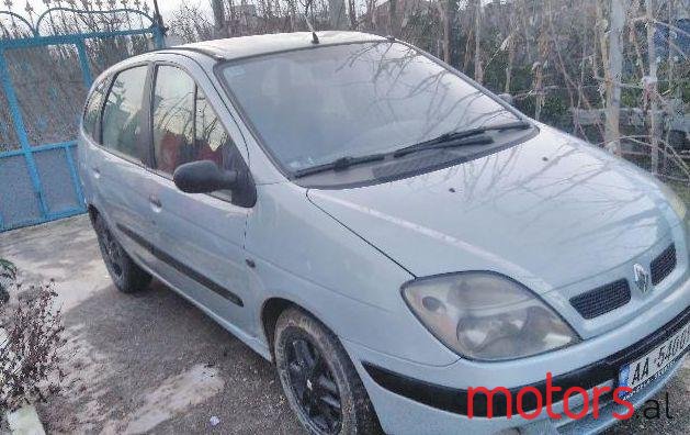 2001' Renault Scenic photo #1