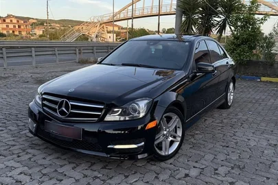 2012' Mercedes-Benz C 300