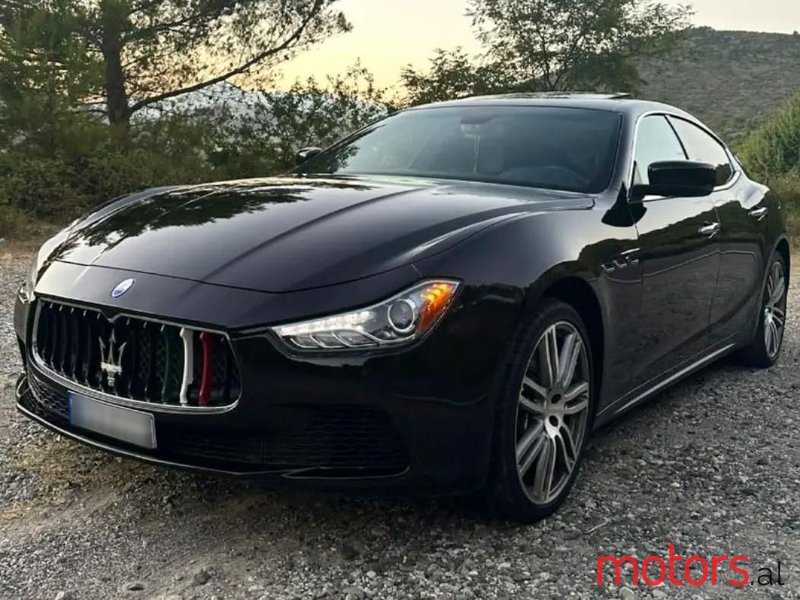 2015' Maserati Ghibli photo #5