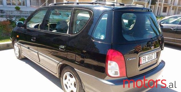 2001' Kia Carens photo #1