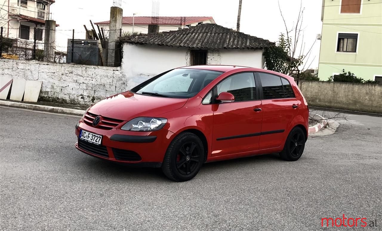 2005' Volkswagen Golf Plus photo #1