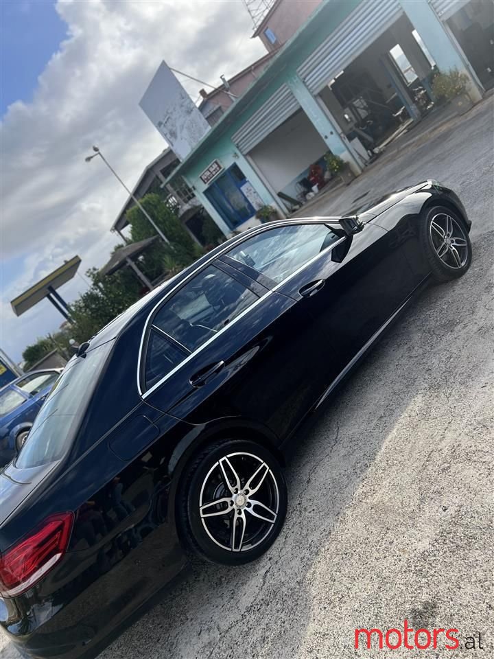 2014' Mercedes-Benz E 220 photo #5