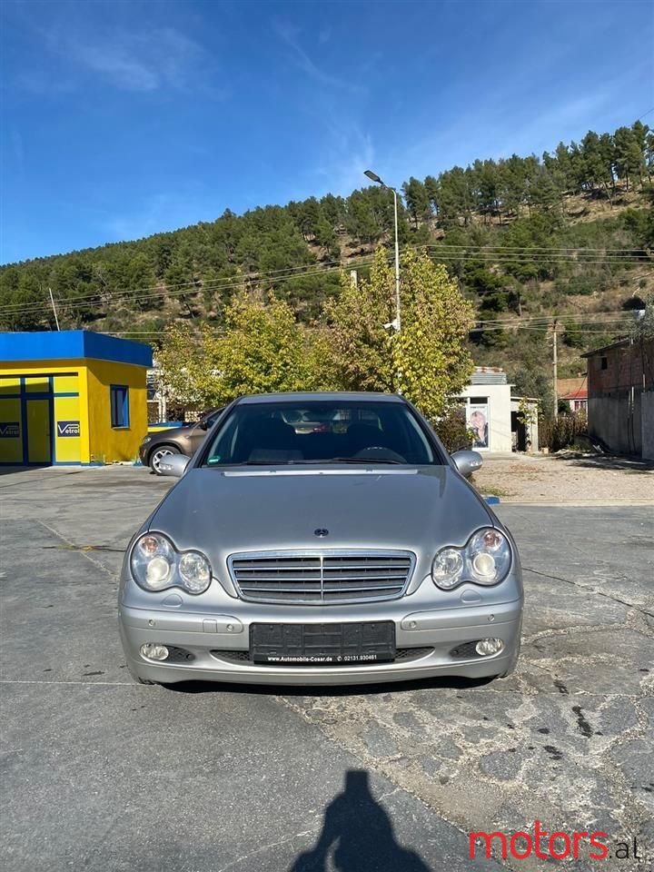 2004' Mercedes-Benz C 180 photo #2
