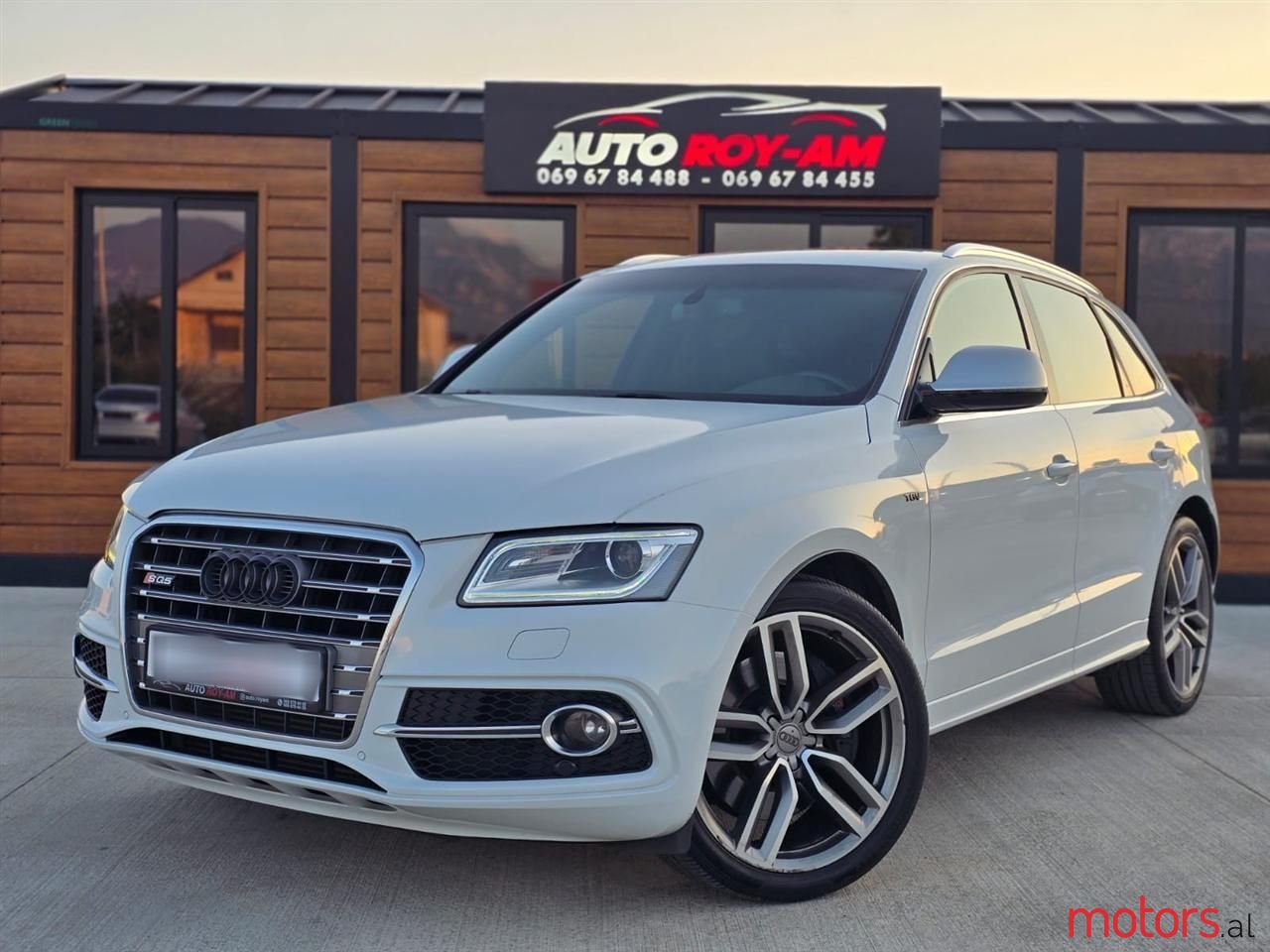 2015' Audi SQ5 photo #1