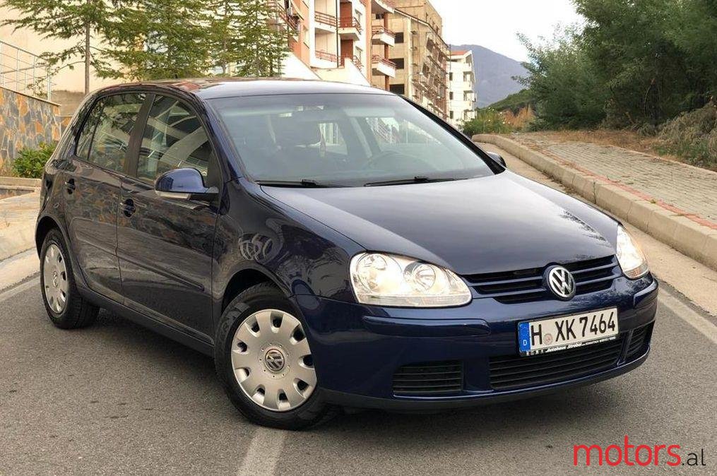 2007' Volkswagen Golf photo #2