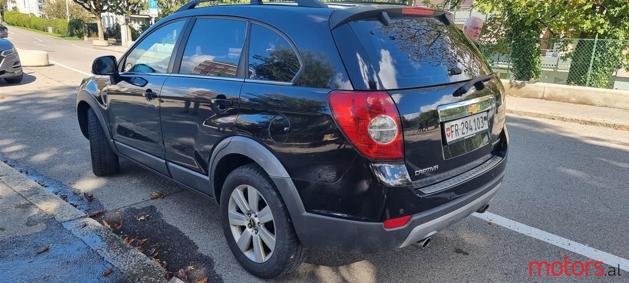 2008' Chevrolet Captiva photo #3