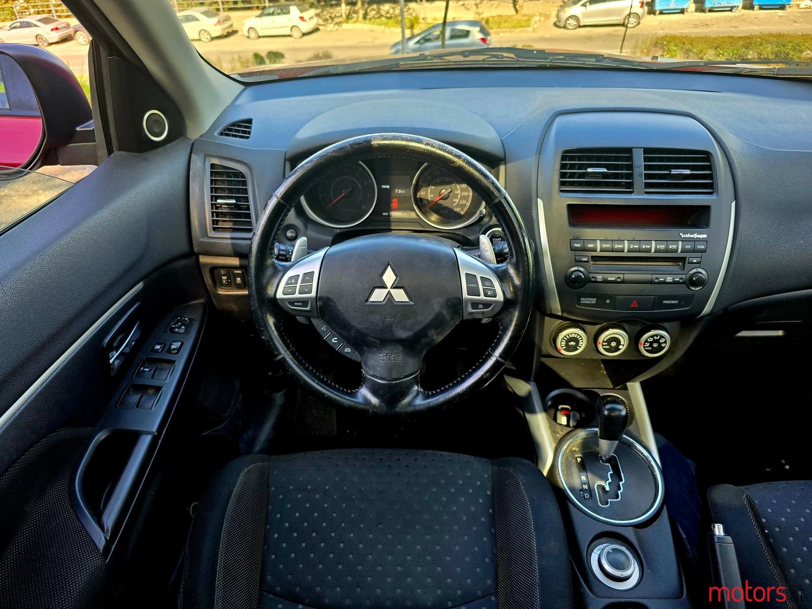 2012' Mitsubishi ASX photo #5