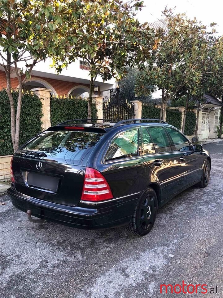 2006' Mercedes-Benz C 220 photo #4