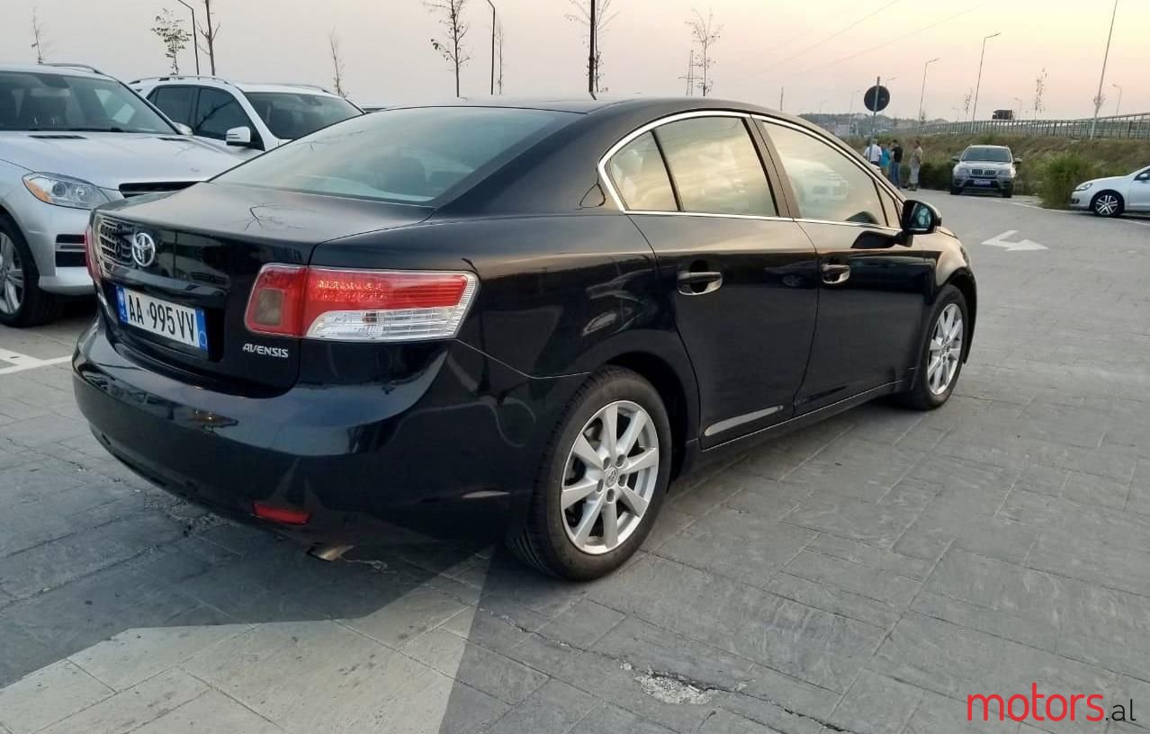 2009' Toyota Avensis photo #3