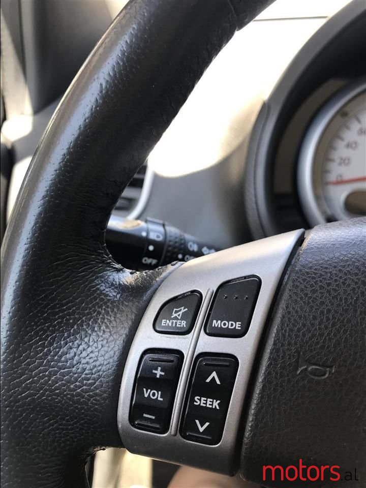 2008' Suzuki Splash photo #6