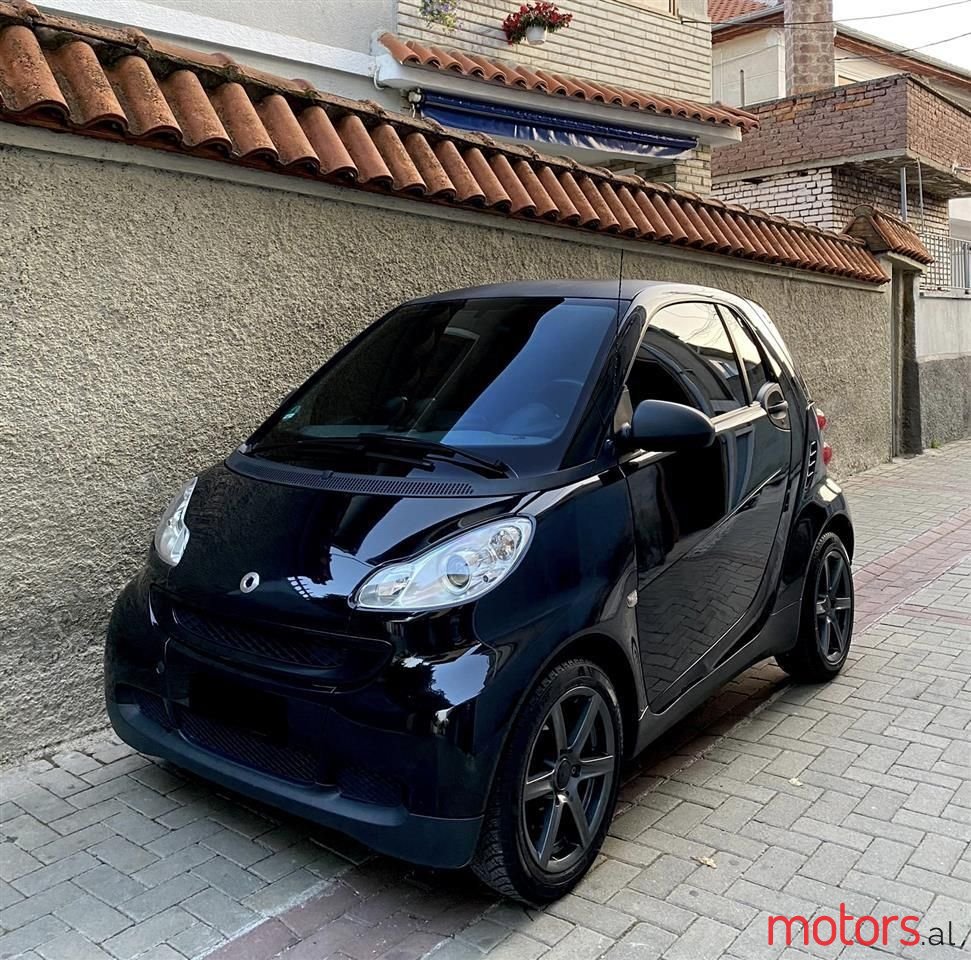 2010' Smart Fortwo photo #1