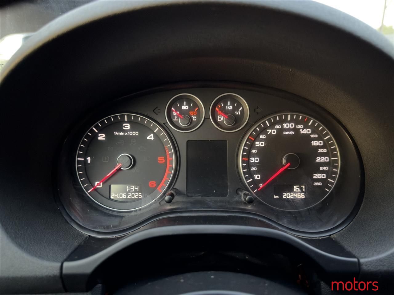 2011' Audi A3 photo #2