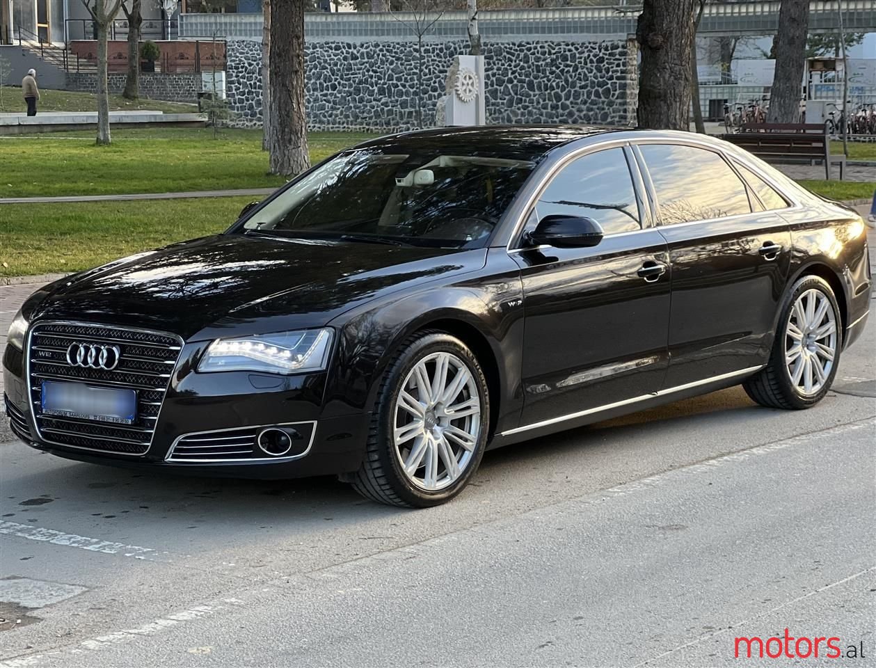 2011' Audi A8 photo #4