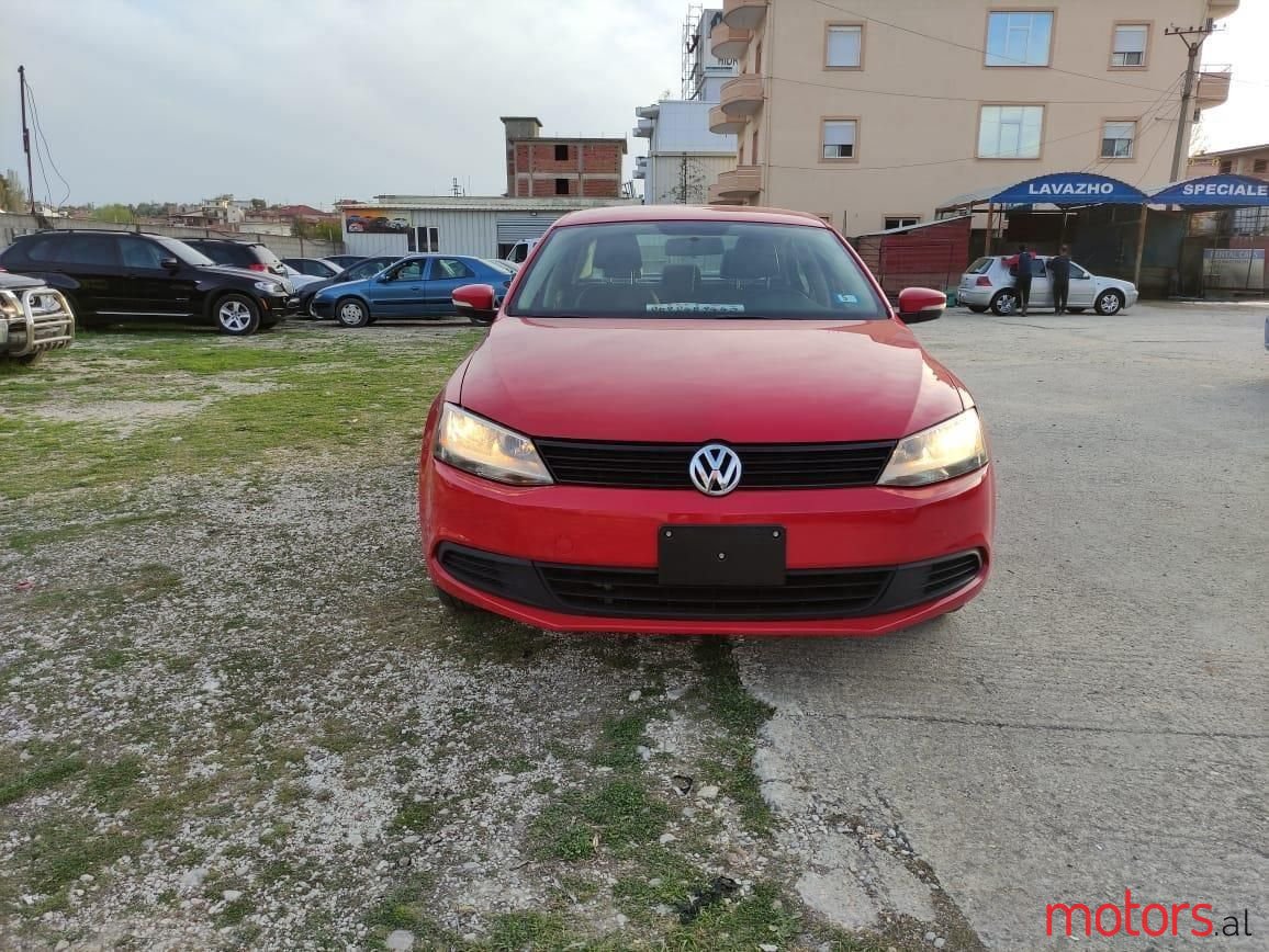 2011' Volkswagen Jetta photo #5