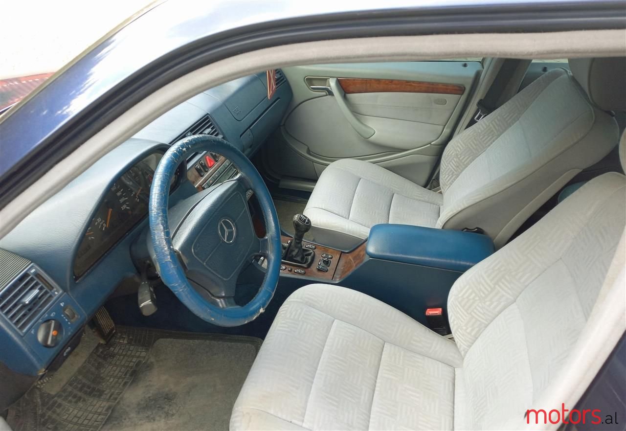 1999' Mercedes-Benz C 250 photo #6