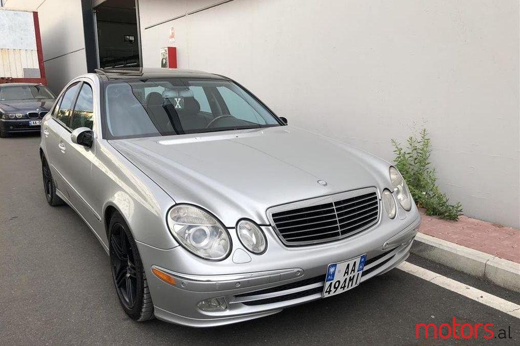 2003' Mercedes-Benz E 270 photo #1