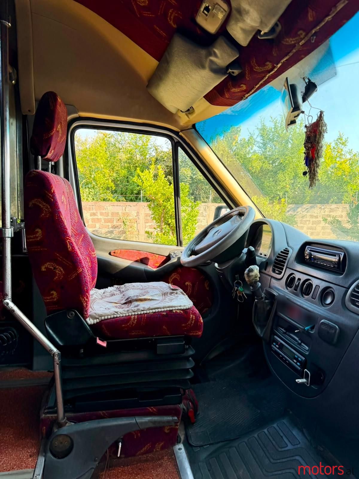 2008' Mercedes-Benz Sprinter photo #2