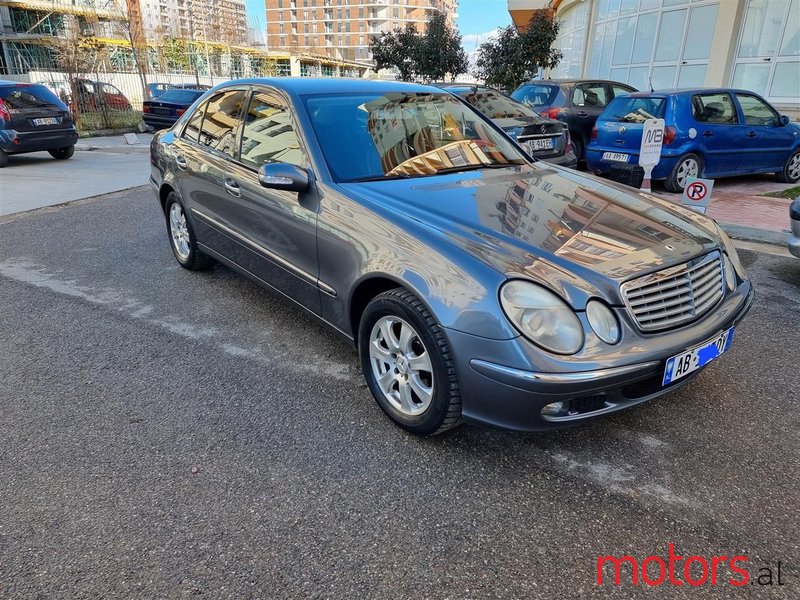 2006' Mercedes-Benz E 240 photo #1