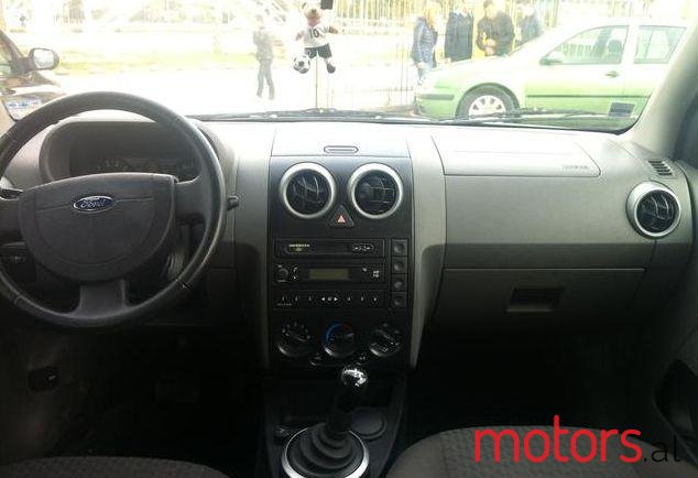 2006' Ford Fusion photo #1