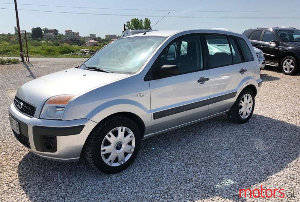 2006' Ford Fusion photo #2