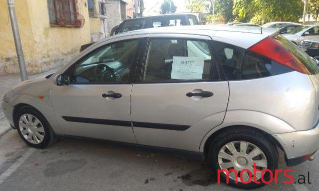 2001' Ford Focus photo #1