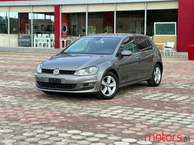 2013' Volkswagen Golf photo #1